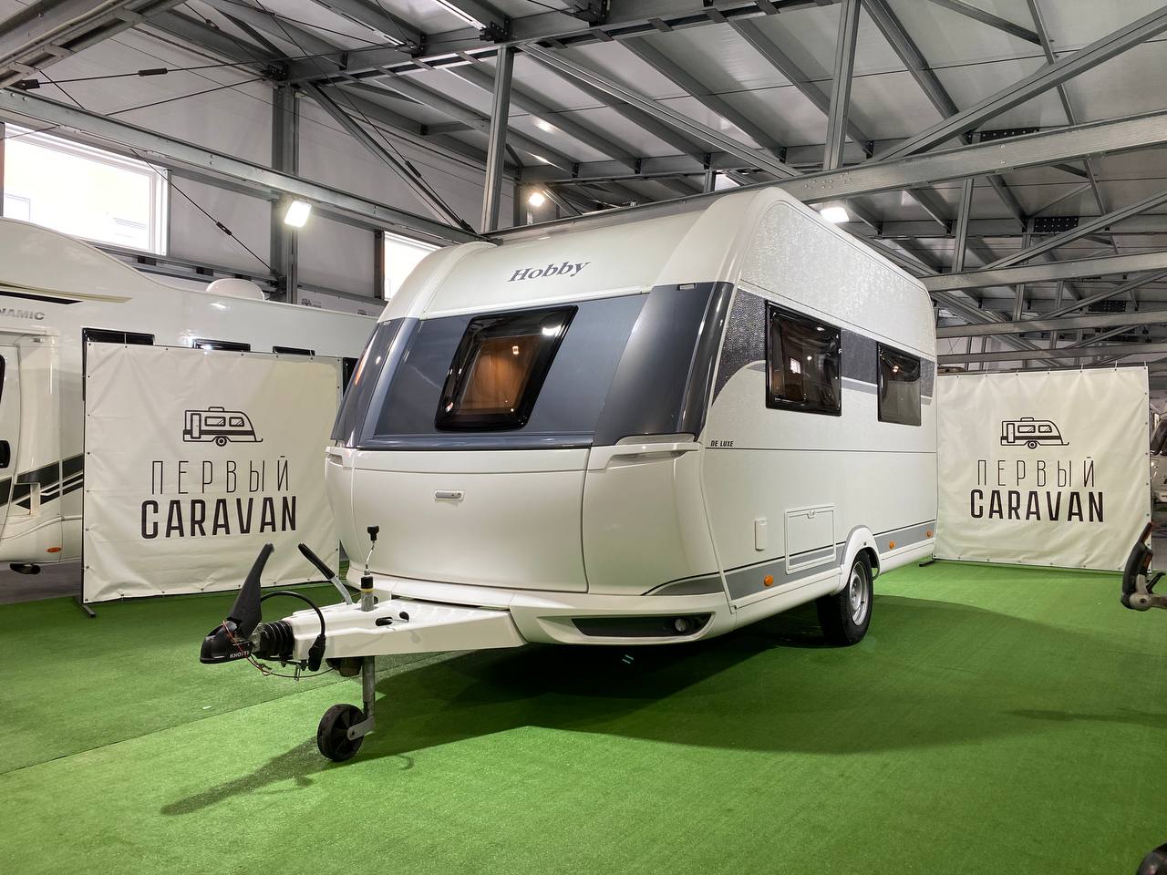 Hobby De Luxe 400 SFe