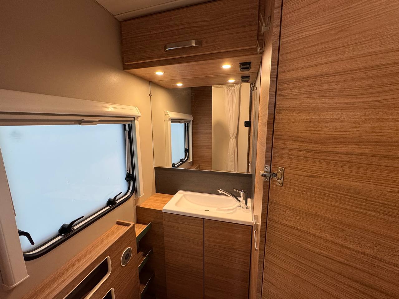 Weinsberg CaraOne 550 QDK 2023 фотография номер 47009