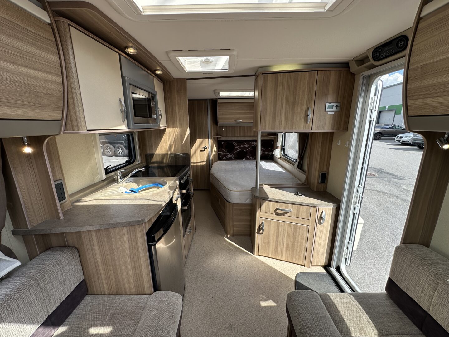 Sterling Elite Amber 2012 фотография  номер 55119