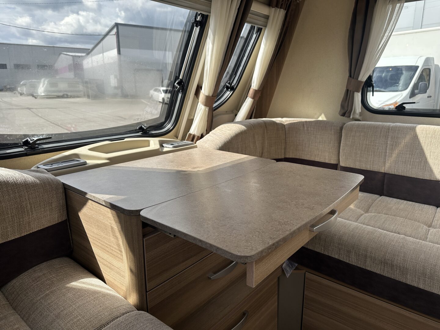 Sterling Elite Amber 2012 фотография  номер 55121