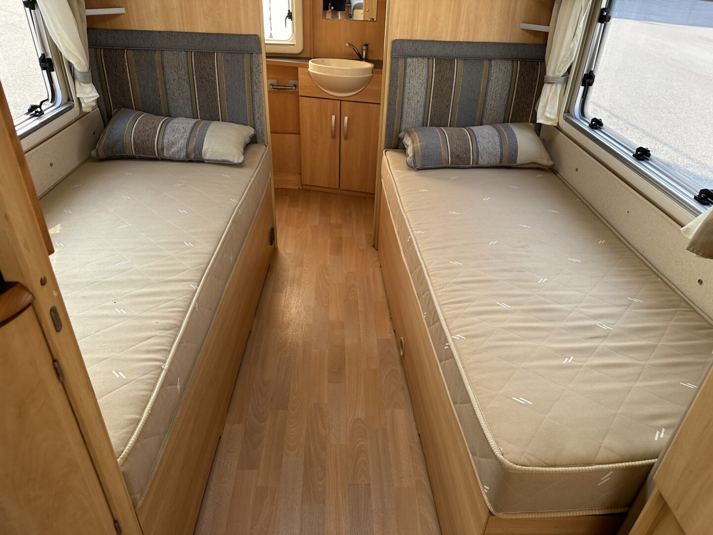 Sterling Elite Overlander 2007 фотография номер 55317