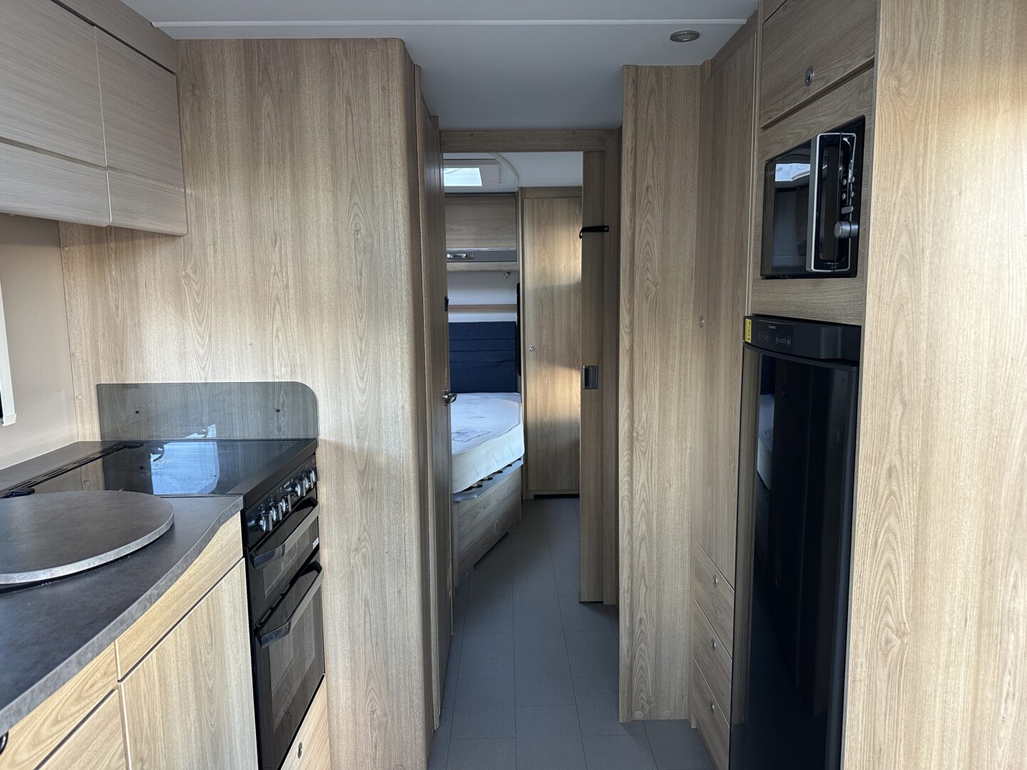 Elddis Chatsworth 868 2020 фотография  номер 56127