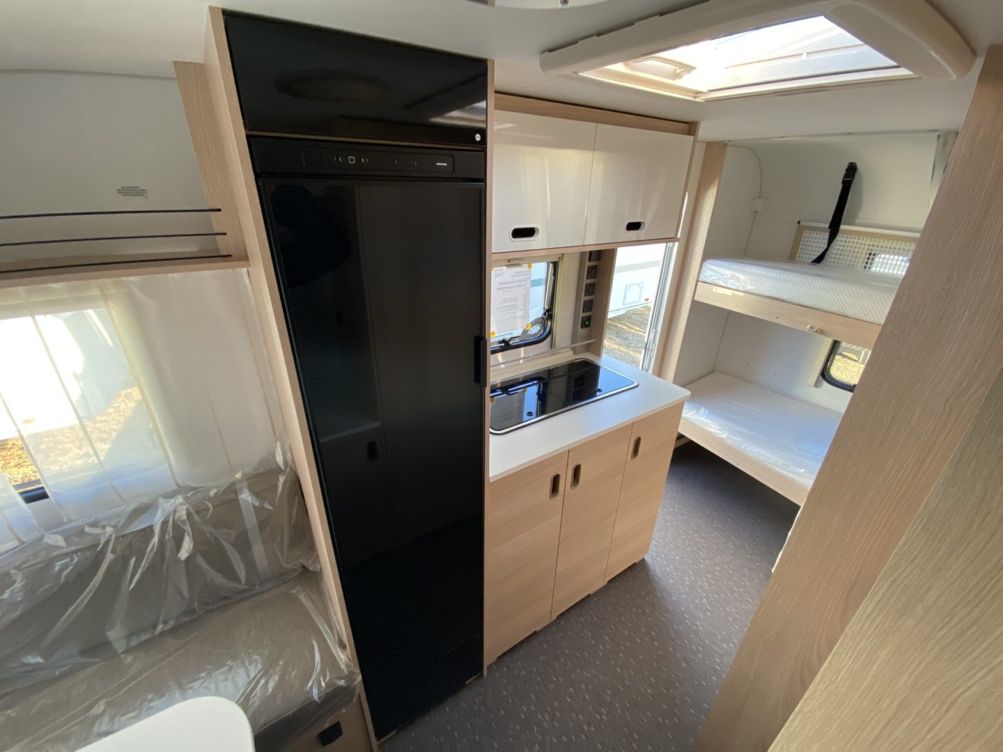 Adria Aviva 400 DK фотография номер 32006