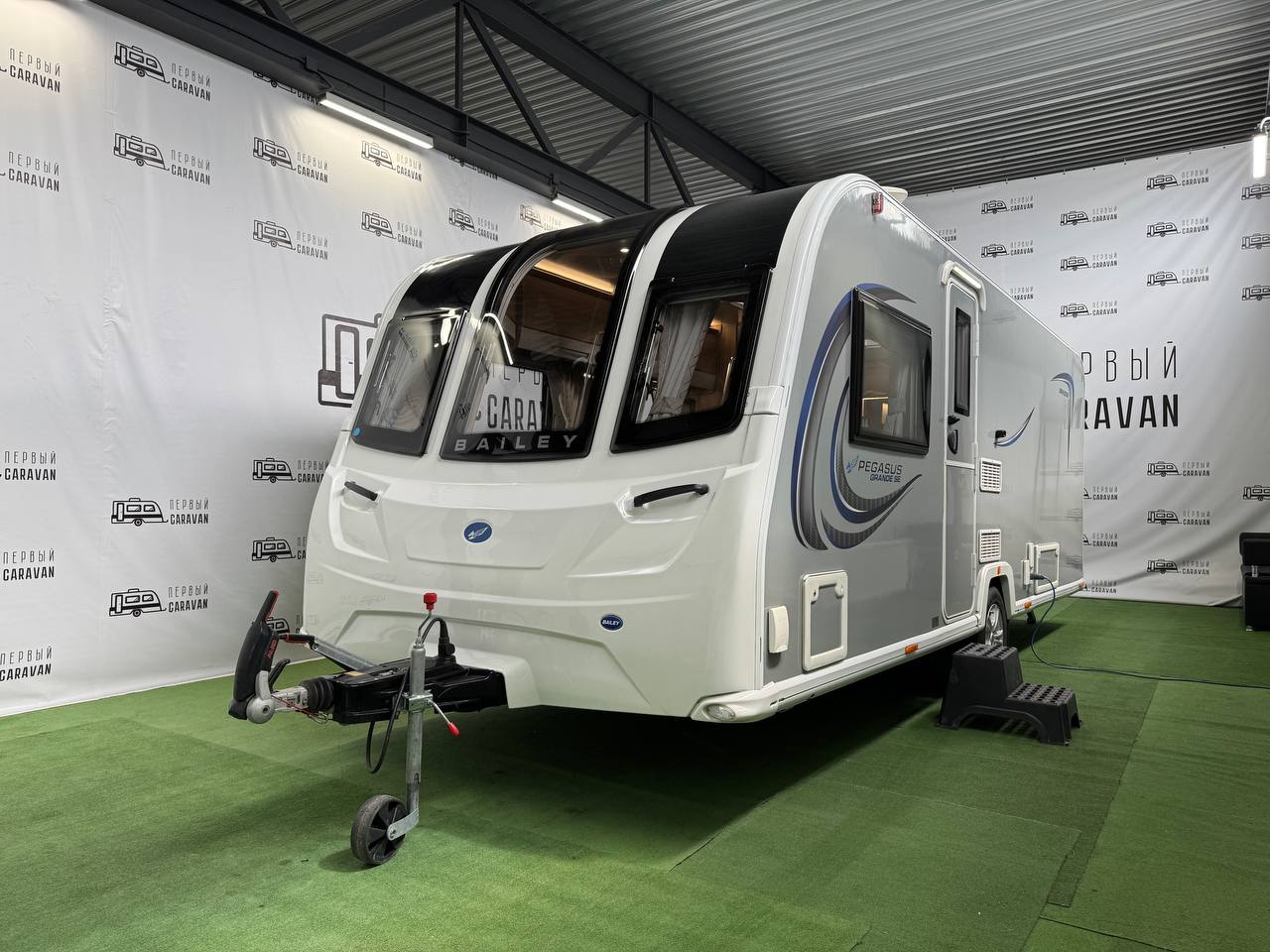 Bailey Pegasus Grande SE Brindisi 2022 фотография номер https://admin.1caravan.ru/wp-content/uploads/2025/07/1.jpg