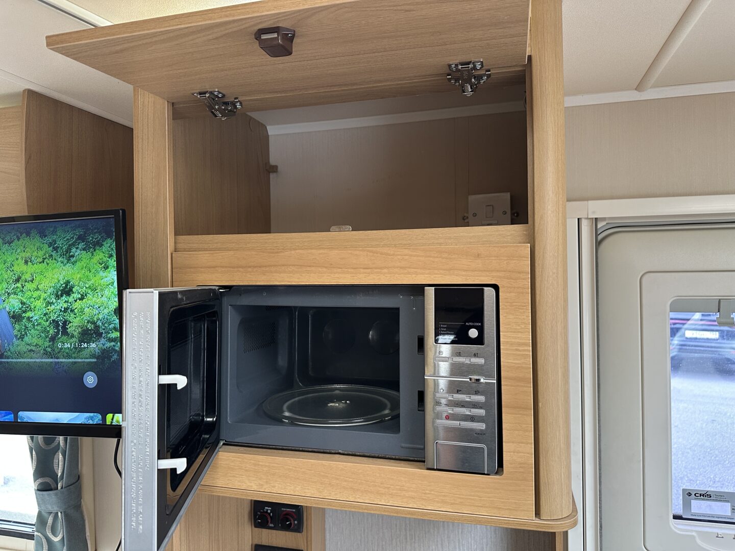 Compass Corona 540 2014 фотография номер 54940