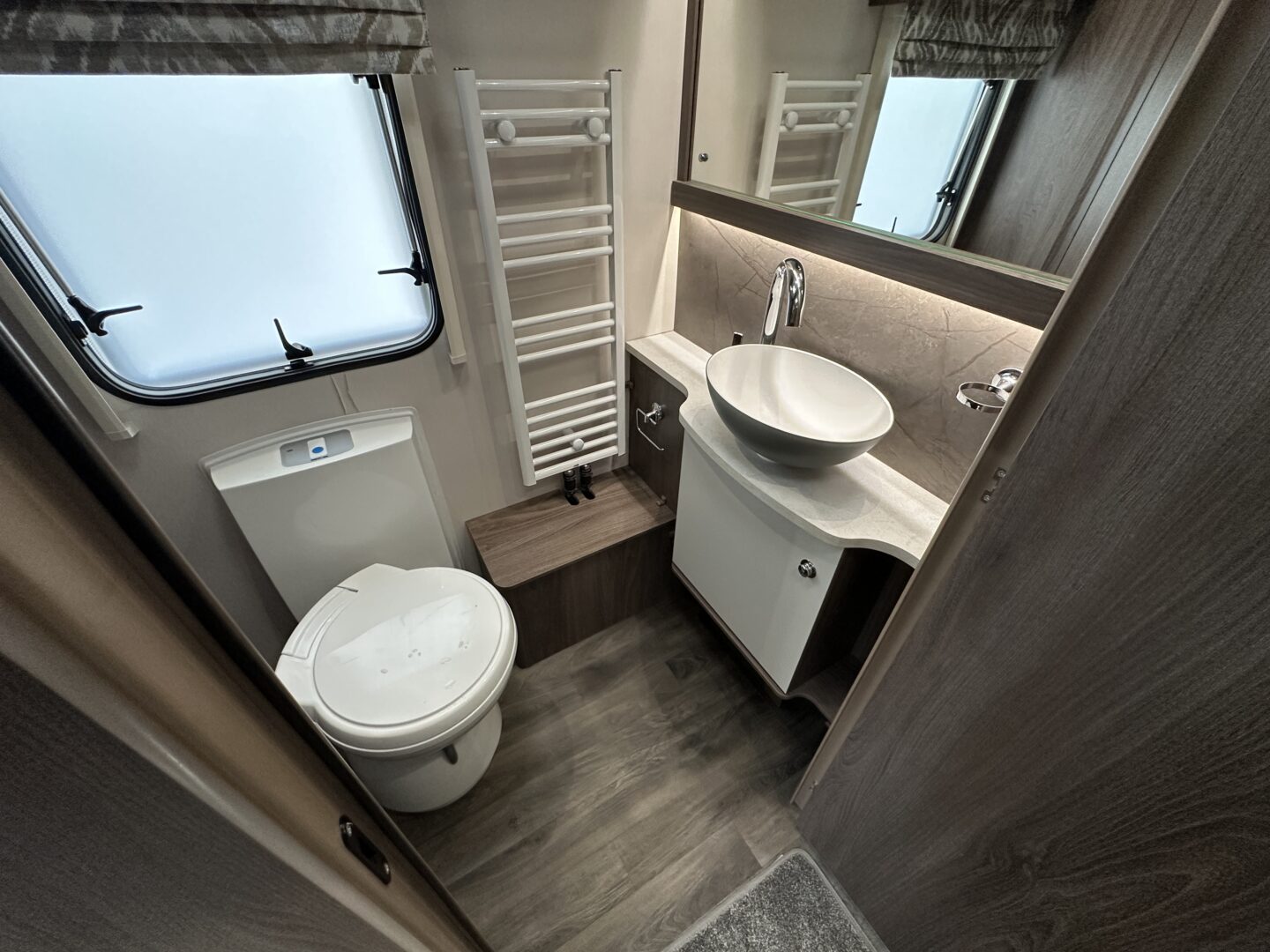 Coachman Laser 545 Xtra 2025 фотография номер 56045