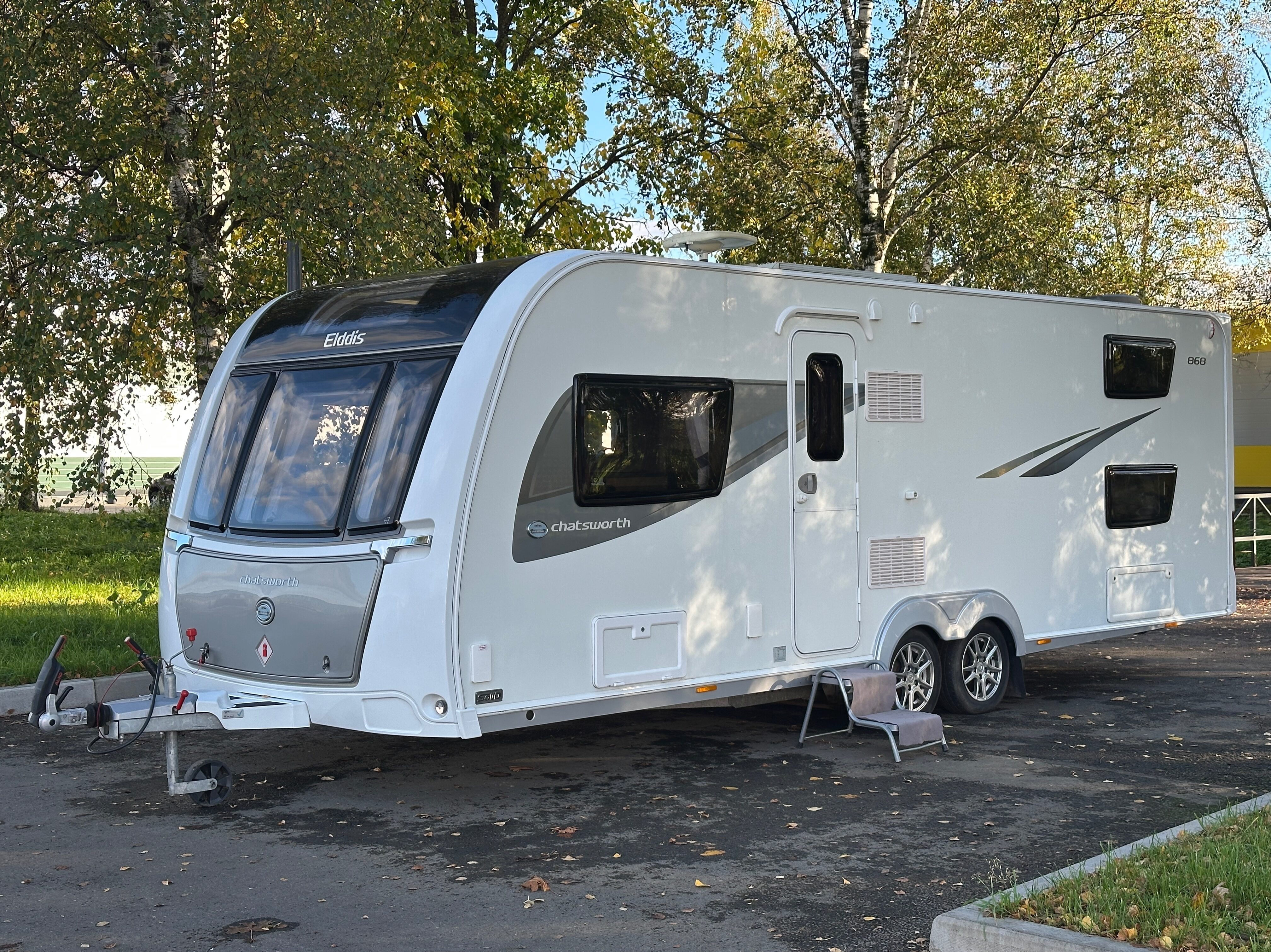 Elddis Chatsworth 868 2020 фотография  номер https://admin.1caravan.ru/wp-content/uploads/2026/09/photo-output-2.jpg