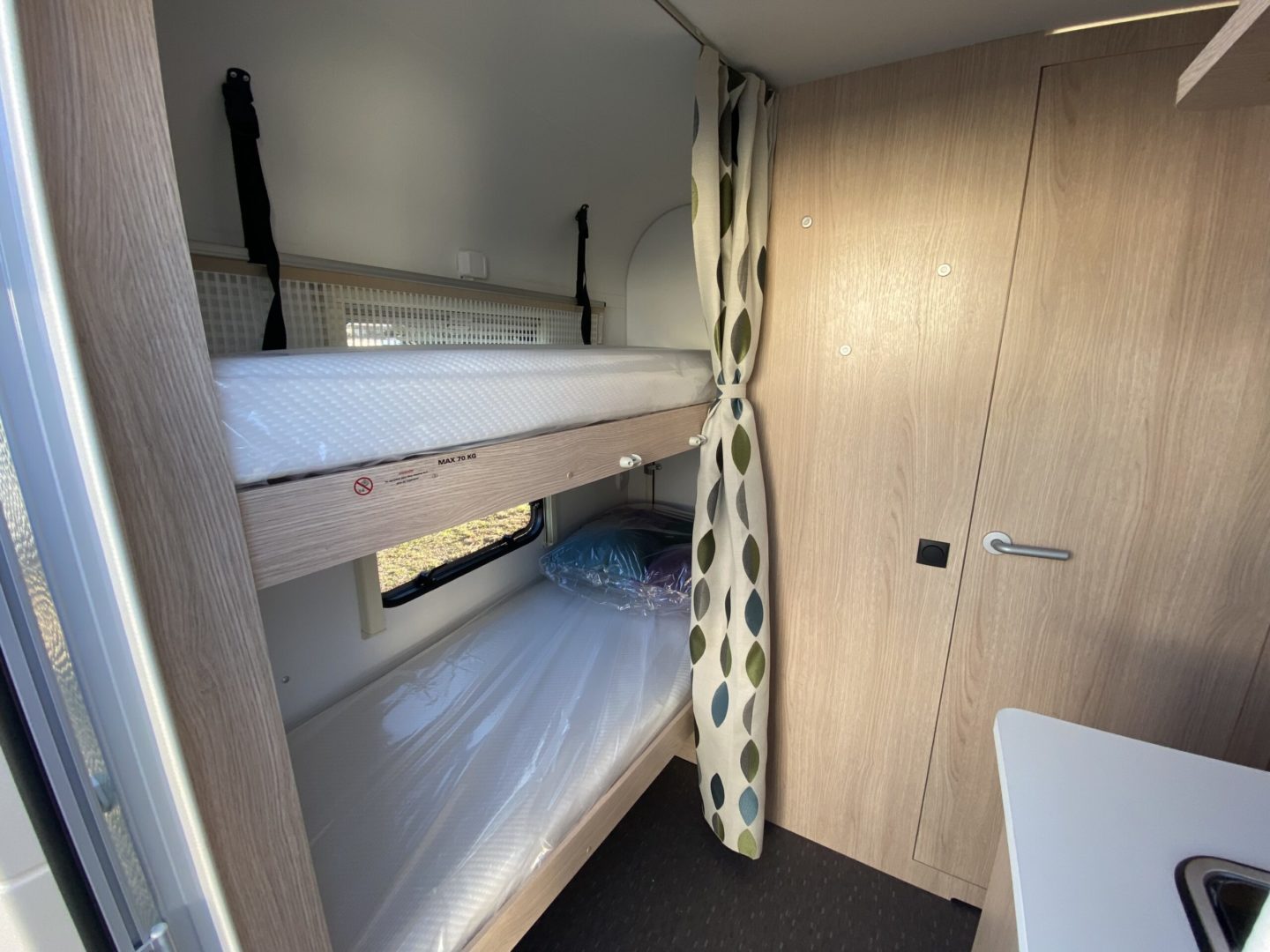 Adria Aviva 400 DK фотография номер 32004