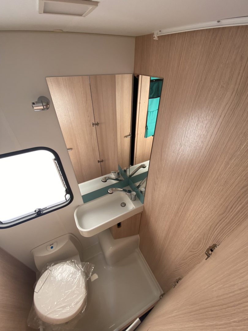 Adria Aviva 400 DK фотография номер 32008