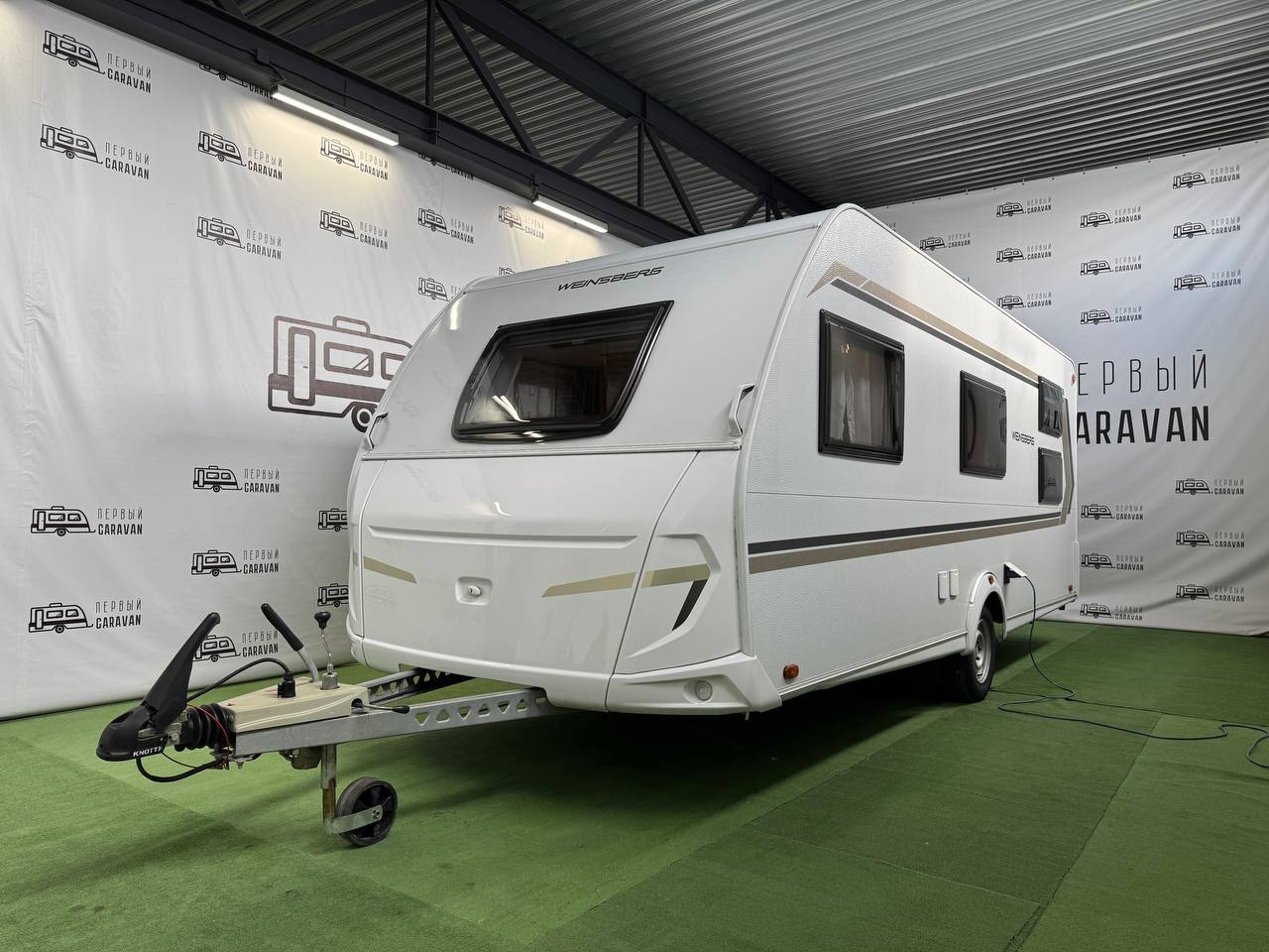 Weinsberg CaraOne 550 QDK 2023 фотография номер https://admin.1caravan.ru/wp-content/uploads/2025/08/1-9.jpg