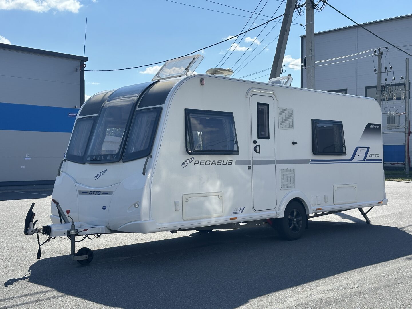 Bailey Pegasus Rimini GT70 2018 фотография номер https://admin.1caravan.ru/wp-content/uploads/2025/09/IMG_0866-1.jpg