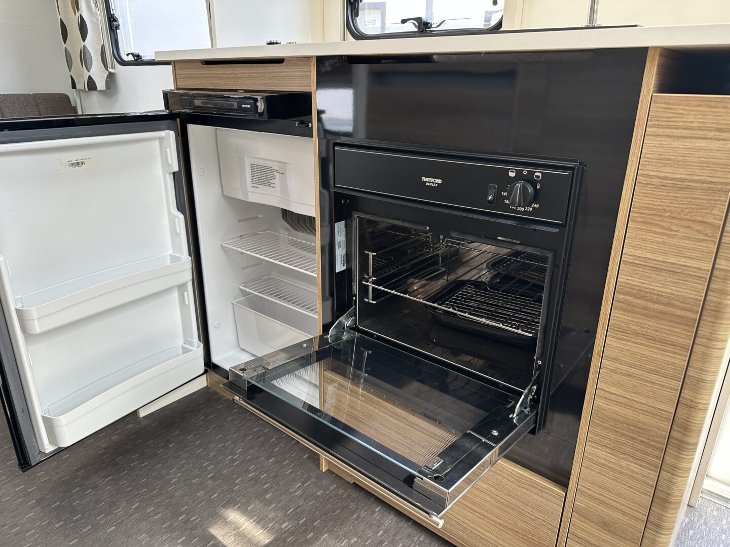 Adria Altea 542DK Severn 2018 фотография номер 54267