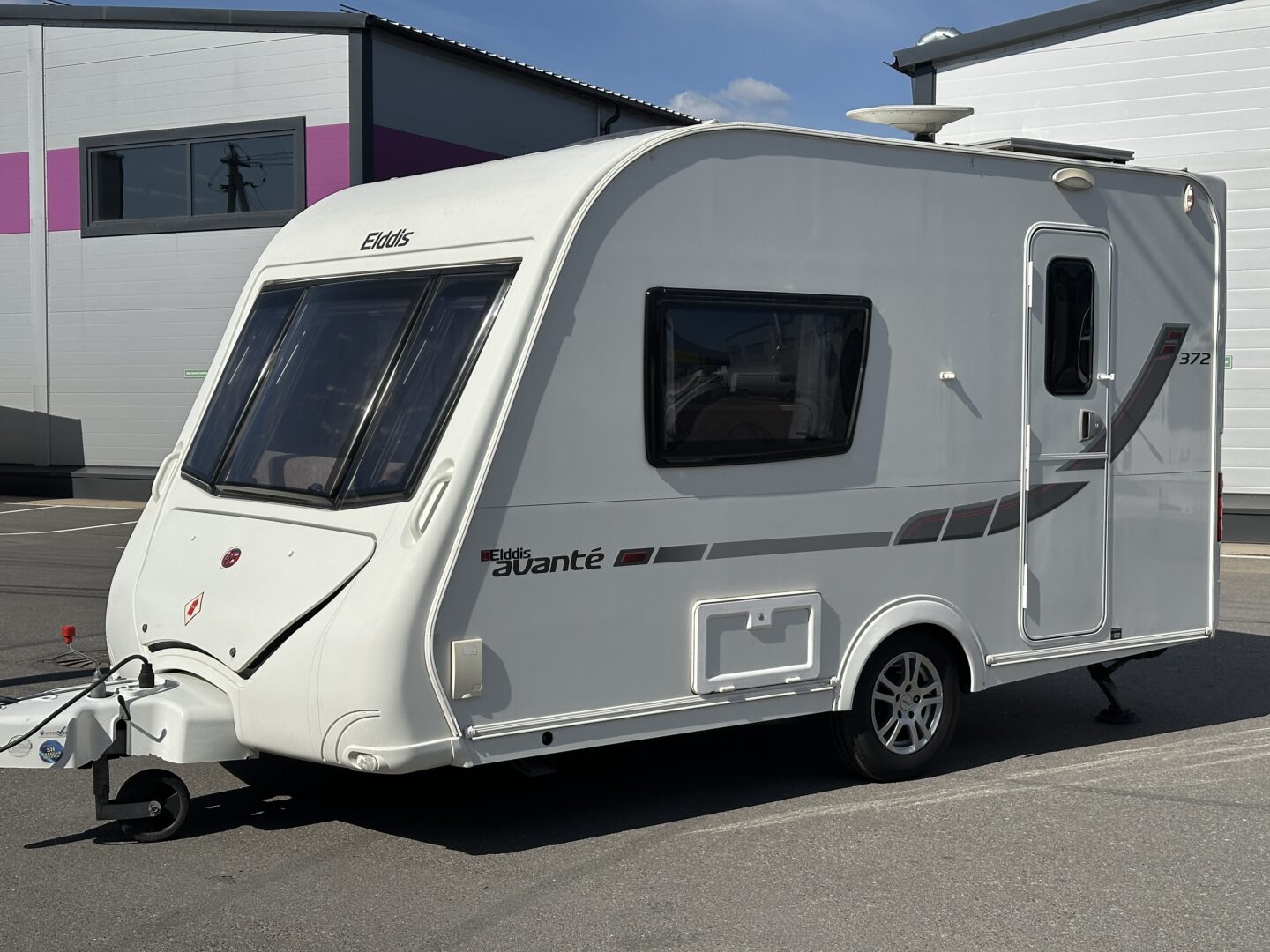 Elddis Avante 372 2012 фотография номер https://admin.1caravan.ru/wp-content/uploads/2026/04/IMG_9220.jpg